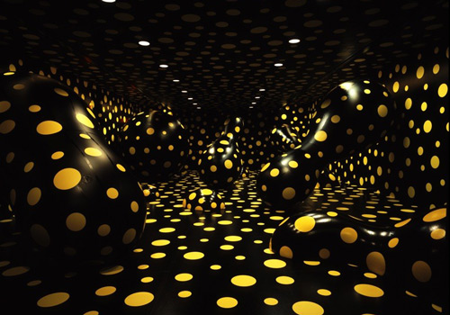 Black and Yellow Polka Dots Infinity Room
